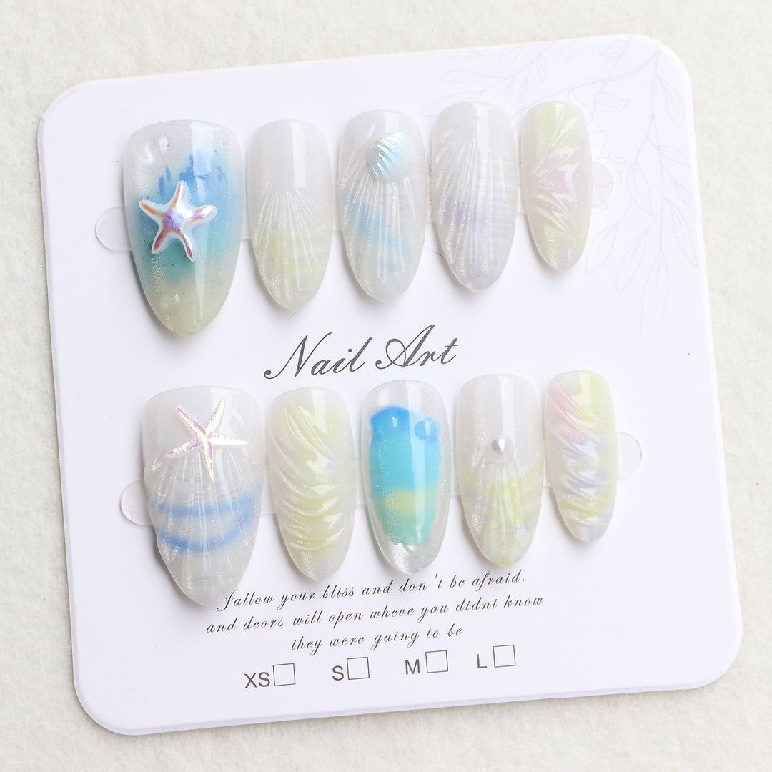 Küsteninspirierte Press-On Nagelkunst Karnz