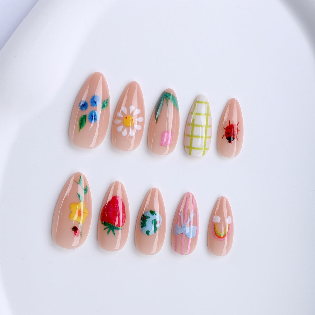Kreative Nagelkunst Karnz