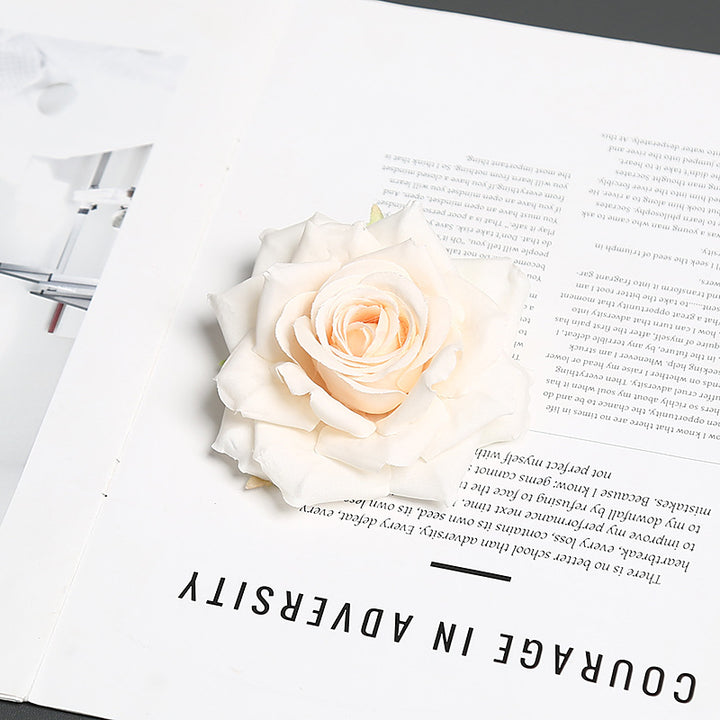 Florale Corsage für dekorative Trage- und Ausstellungszwecke