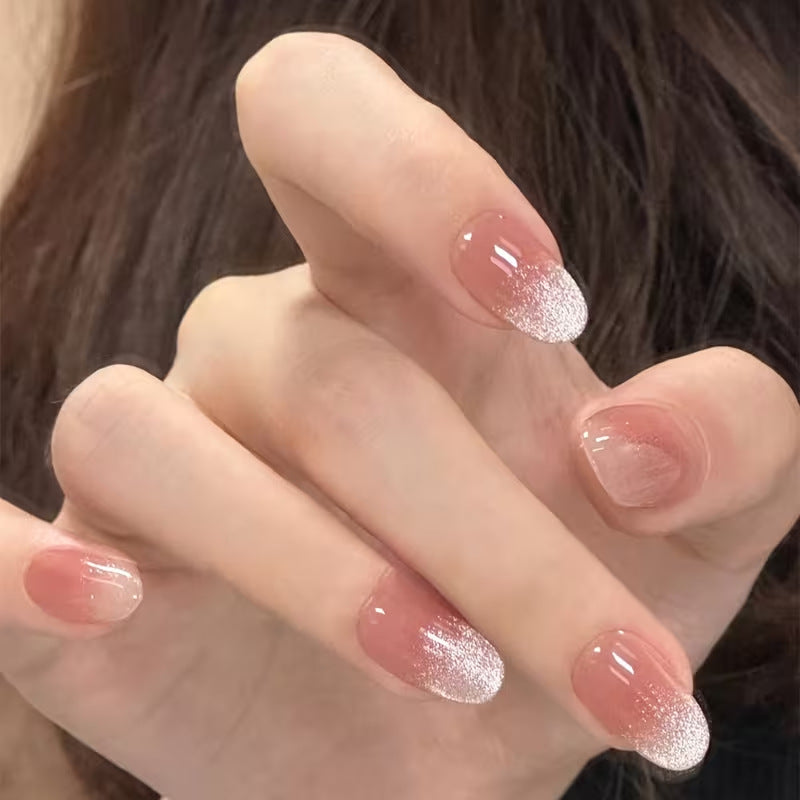 Glitzernde French Tip Press-On Nägel Karnz