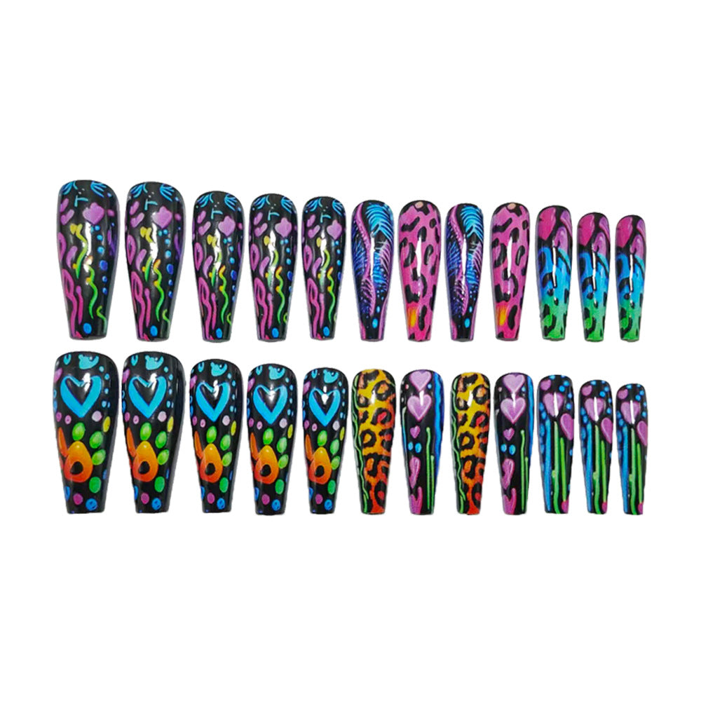 Trendige Neon Nagelkunst Karnz