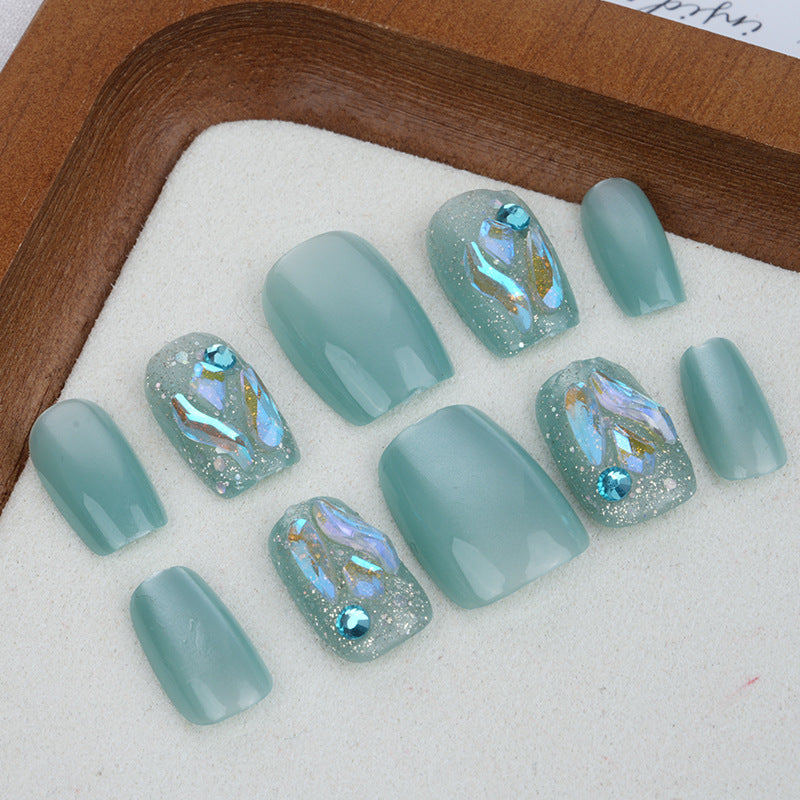 Dekoratives Press-On Nagelkunst-Set Karnz