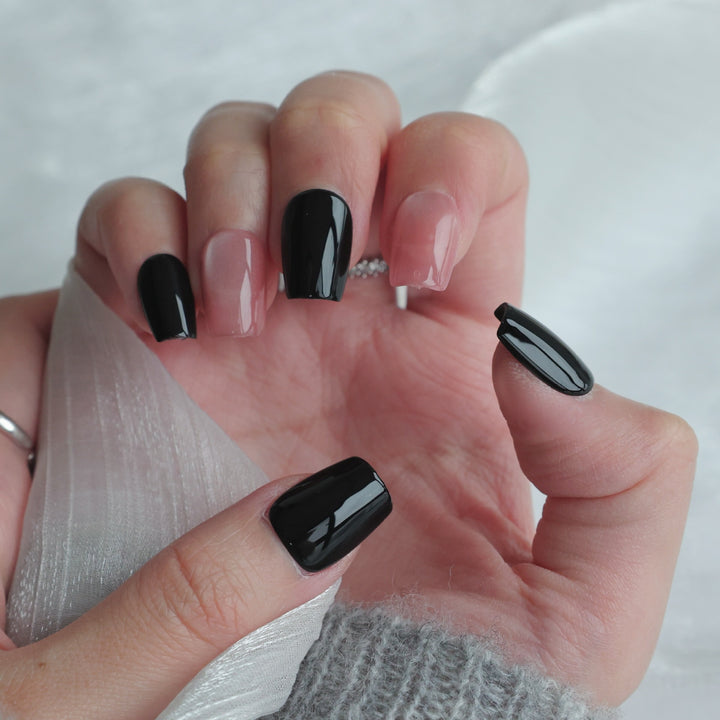 Schmetterlings-verzierte Press-On Nagelset