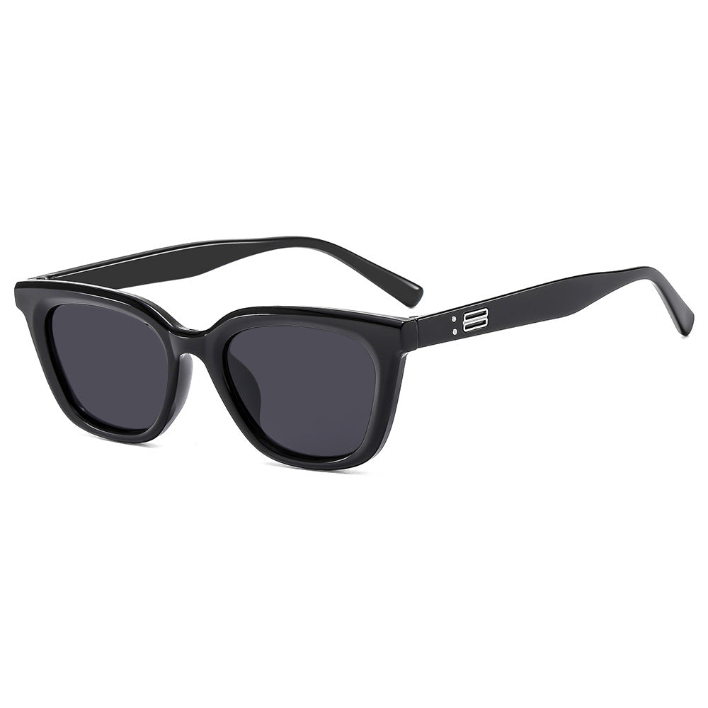 Damen stylische Sonnenbrille im modernen Design mit breitem Rahmen Karnz