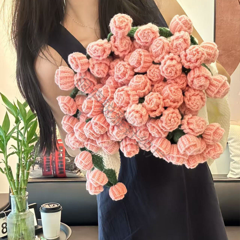 Floral Strickstrauß
