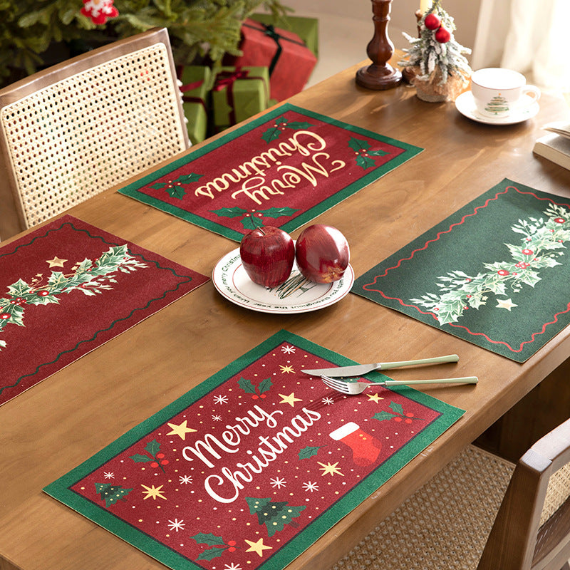 Weihnachts-Fußmatte mit Schriftzug und Stechpalmenmotiv