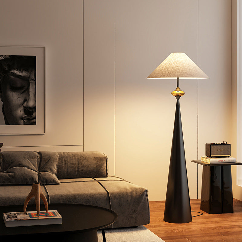 Moderne Stehlampe