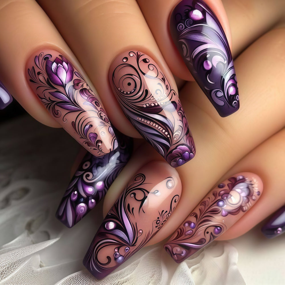 Künstliche Fingernägel mit floralen Mustern Karnz