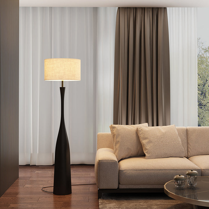 Elegante Skulpturale Holzstehlampe
