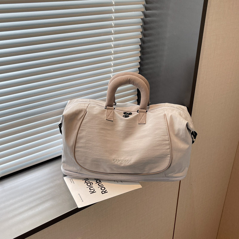 Sportlicher Reisetasche