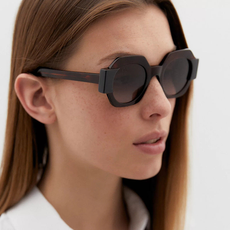 Damen trendige Sonnenbrille im hexagonalen Design Karnz
