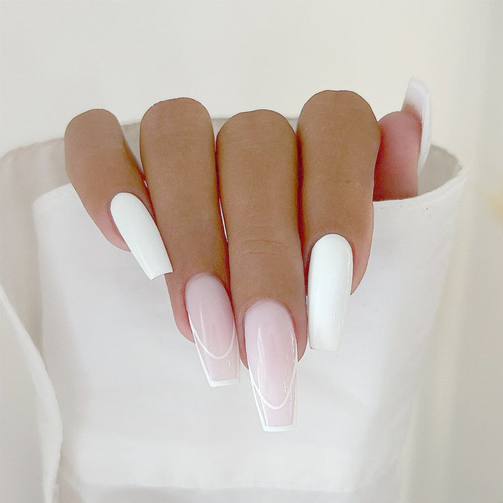 Glamouröse Glitzer-Stiletto Press-On Nägel Karnz