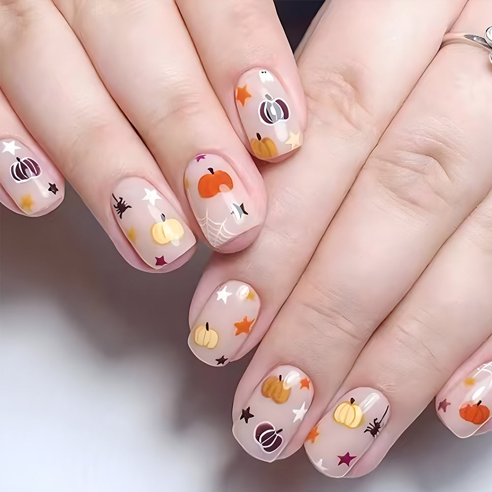 Halloween-Themed Nagelkunst Karnz
