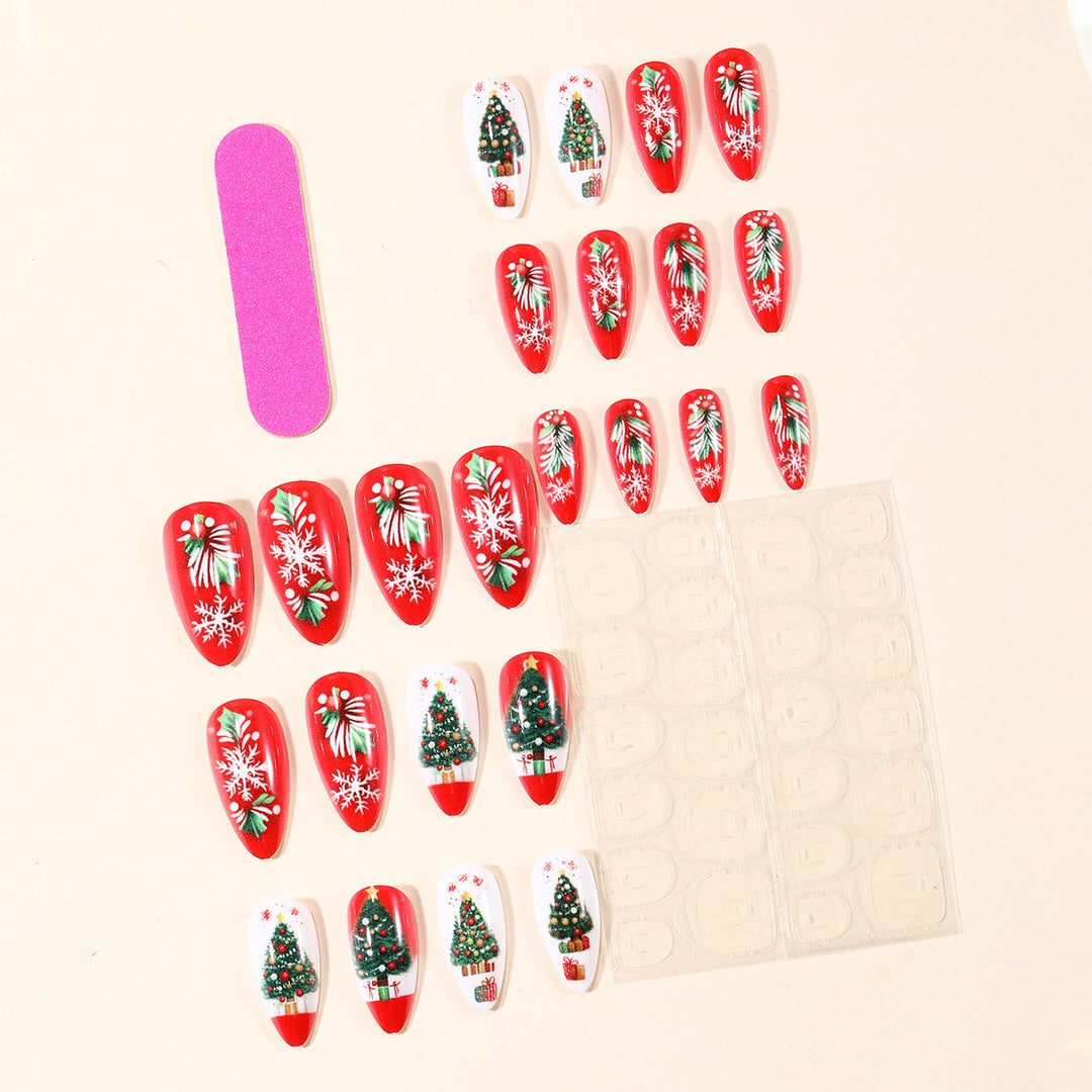 Festliche weihnachtliche Nagelkunstverlängerungen Karnz