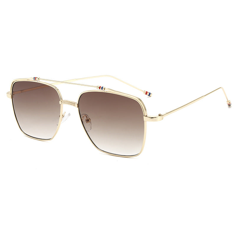 Damen modische geschwungene Brille mit schmalem Metallrahmen Karnz