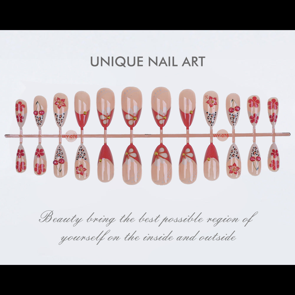 Elegante dekorative Press-On-Nagelkollektion Karnz