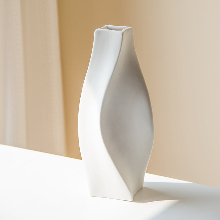 Elegante dekorative Keramikvase