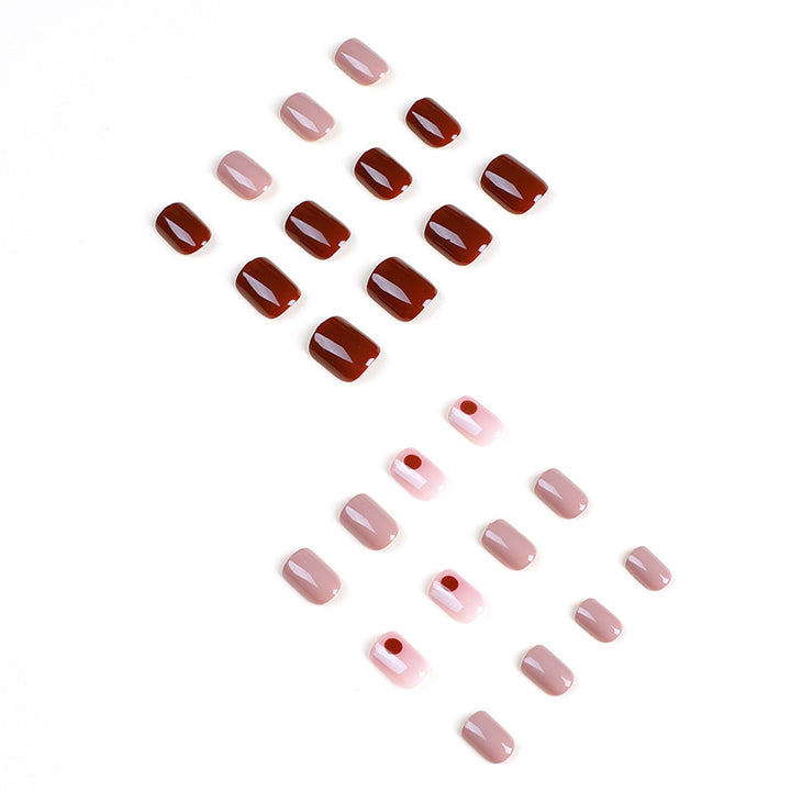 Kunstvolle Nagelkunst mit einzigartigen Design-Elementen Karnz