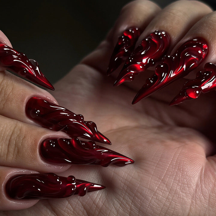 Künstlerische Stiletto-Nagelkunstverlängerungen Karnz