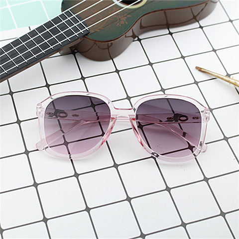 Damen Modische XXL-Sonnenbrille mit robustem Rahmen Karnz