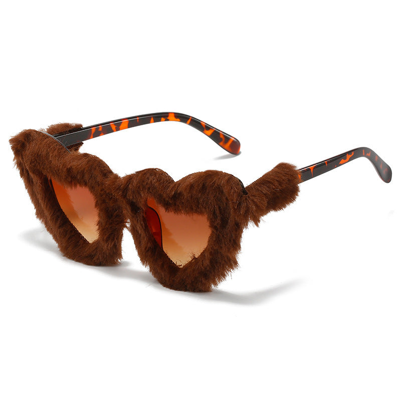 Einzigartige Herzförmige mit Fellbesatz Sonnenbrille Karnz
