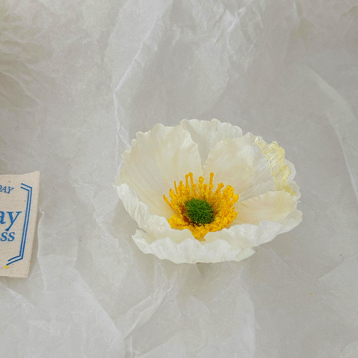 Elegante Künstliche Blüte mit Detailreichem Mittelpunkt Karnz