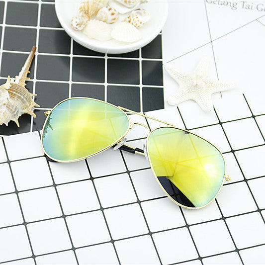 Damen moderne Piloten-Sonnenbrille mit farbverlaufendem Linsen-Design Karnz