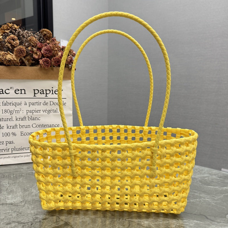 Handgefertigte Basttasche Karnz