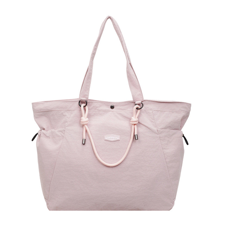 Geräumige lässige Tote