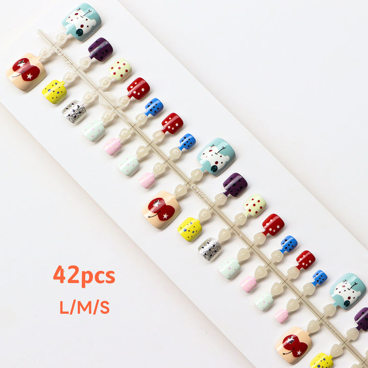 Kreative von Cartoons inspirierte Press-On-Nagelkollektion