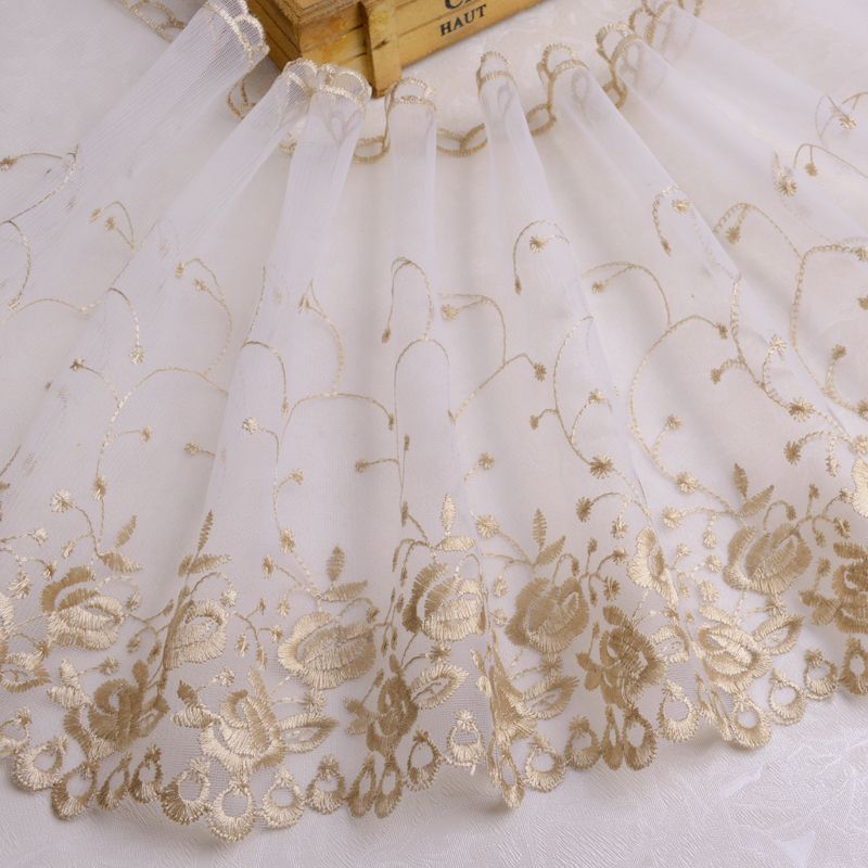 Elegante Bestickte Gardine Karnz