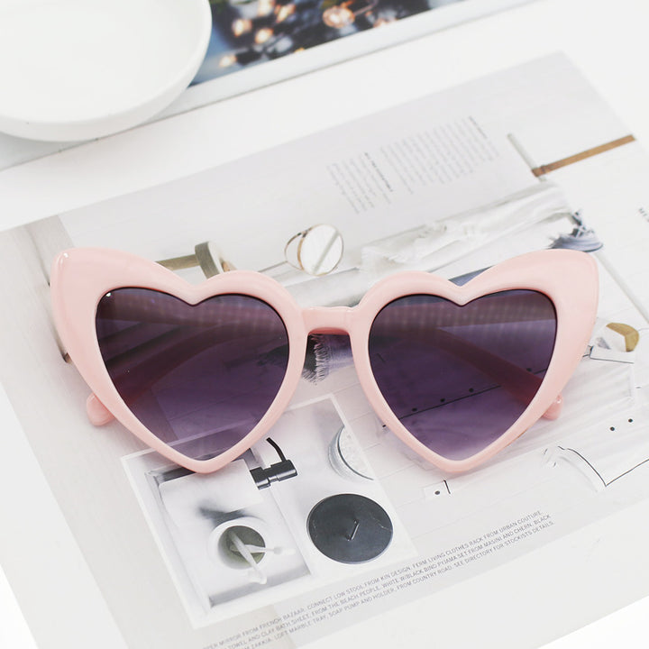 Damen Herzförmige Sonnenbrille mit glitzerndem Rahmen Karnz