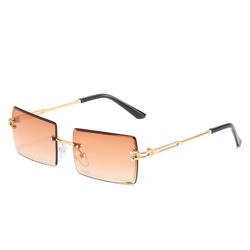 Damen modische Sonnenbrille mit einzigartigem rechteckigen Rahmen und funkelnden Details Karnz