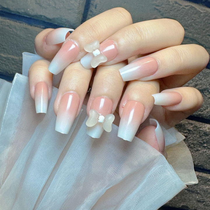 Elegante Nagelkunst Karnz