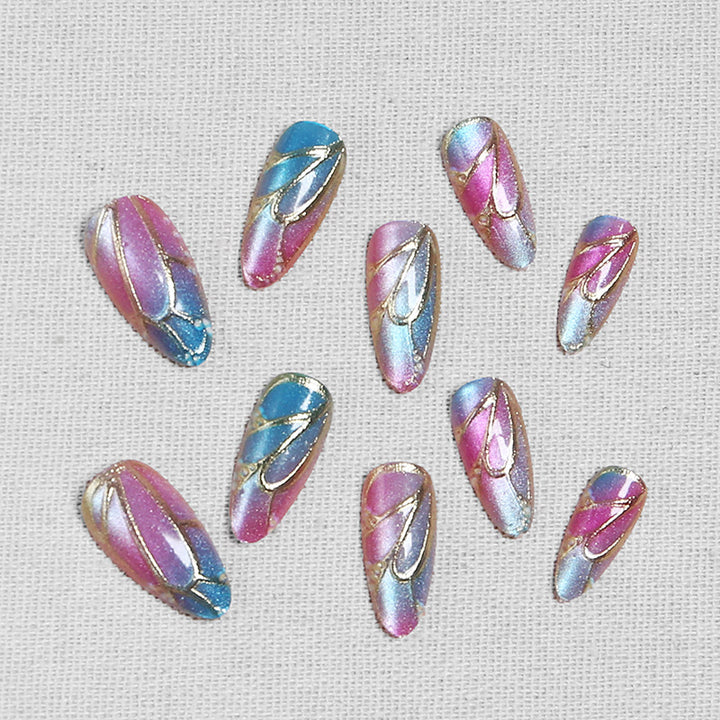 Kunstnägel im eleganten Design mit floralem Aquarell-Motiv Karnz