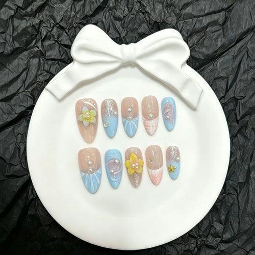 Floral Decorative Press-On Nail Art Set mit eleganten Schmuckakzenten
