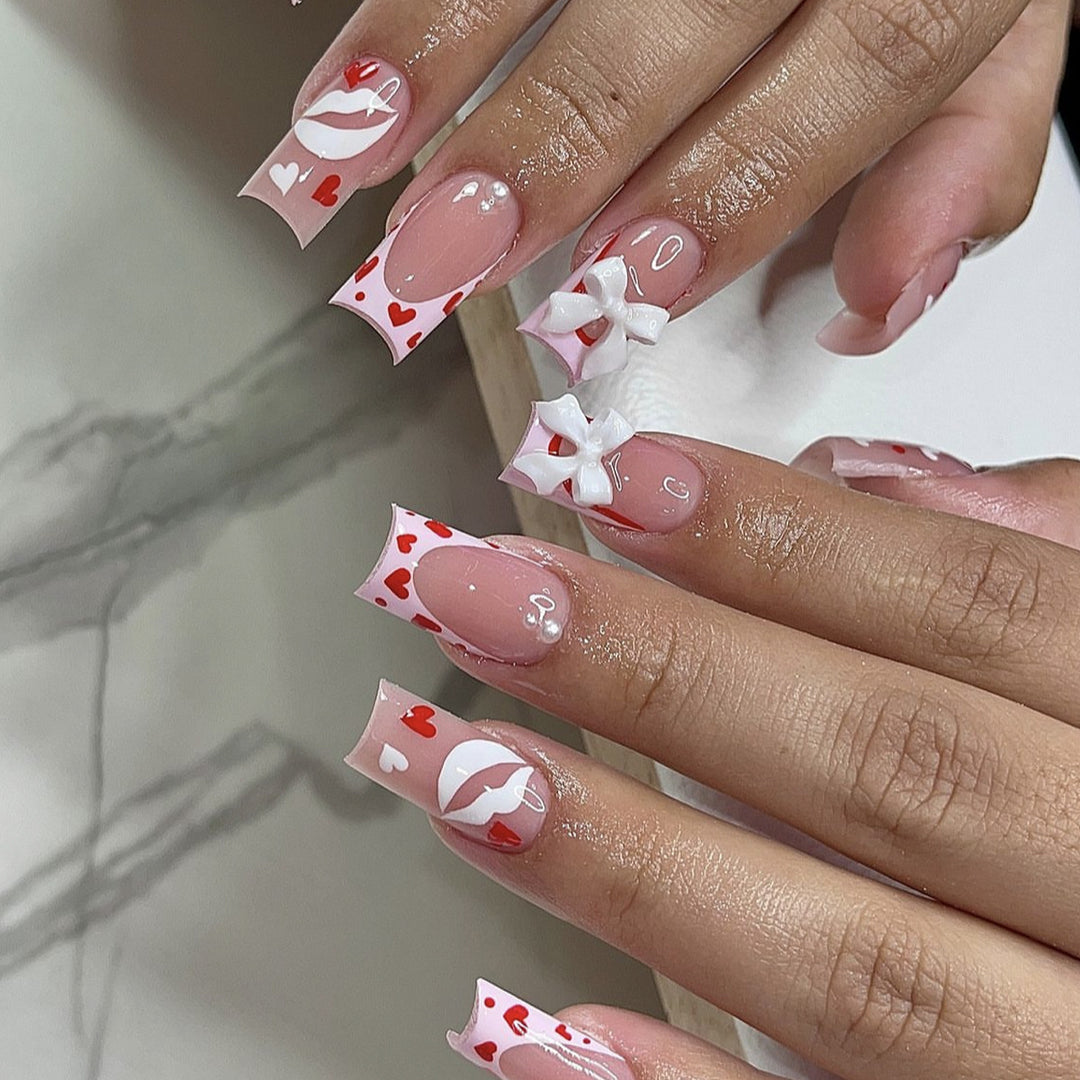 Kreative 3D Herz- und Schleifen-Nagelkunst-Erweiterungen Karnz