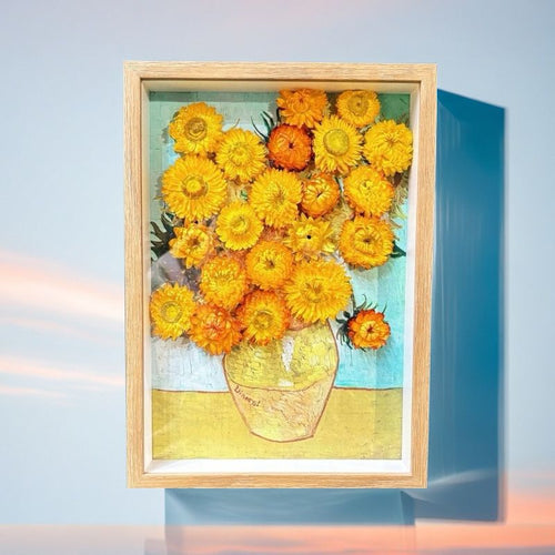 Dekorative florale Kunstpräsentation für stilvolle Innenräume