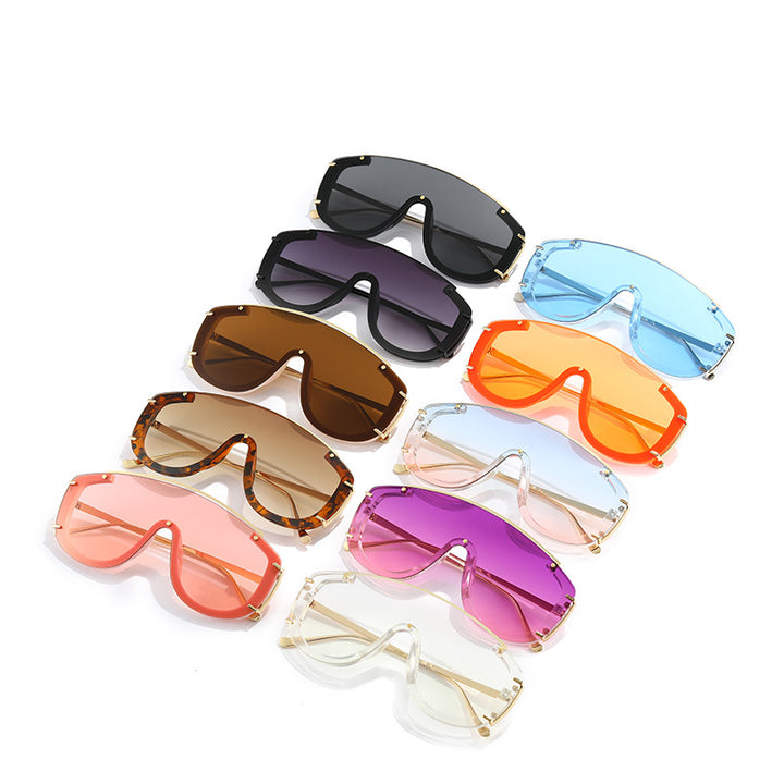 Modebewusste futuristische Schild-Sonnenbrille Karnz