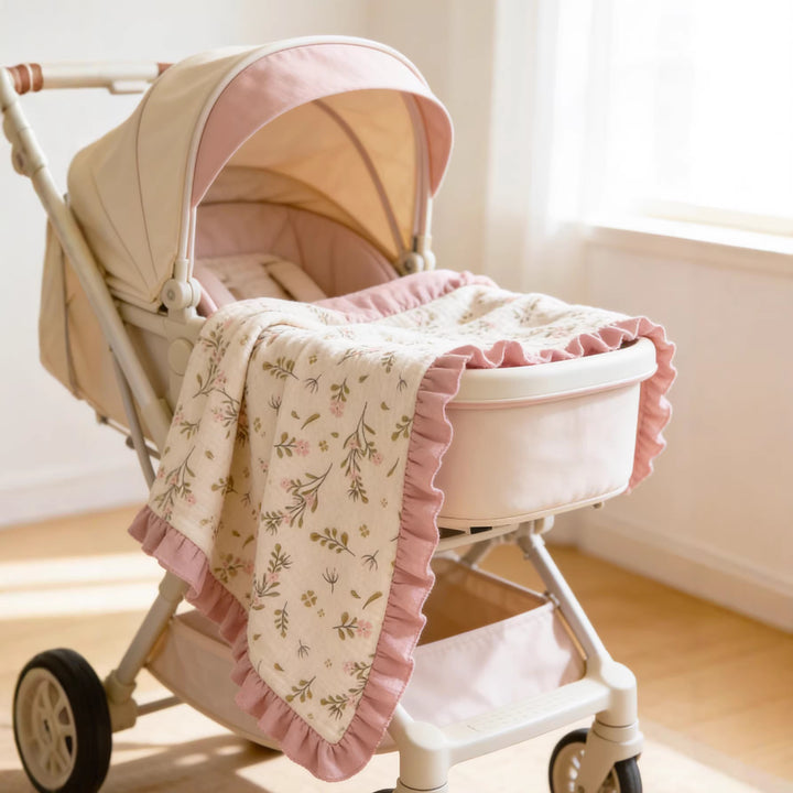 Weiche Musselin Babydecke mit Rüschensaum Karnz