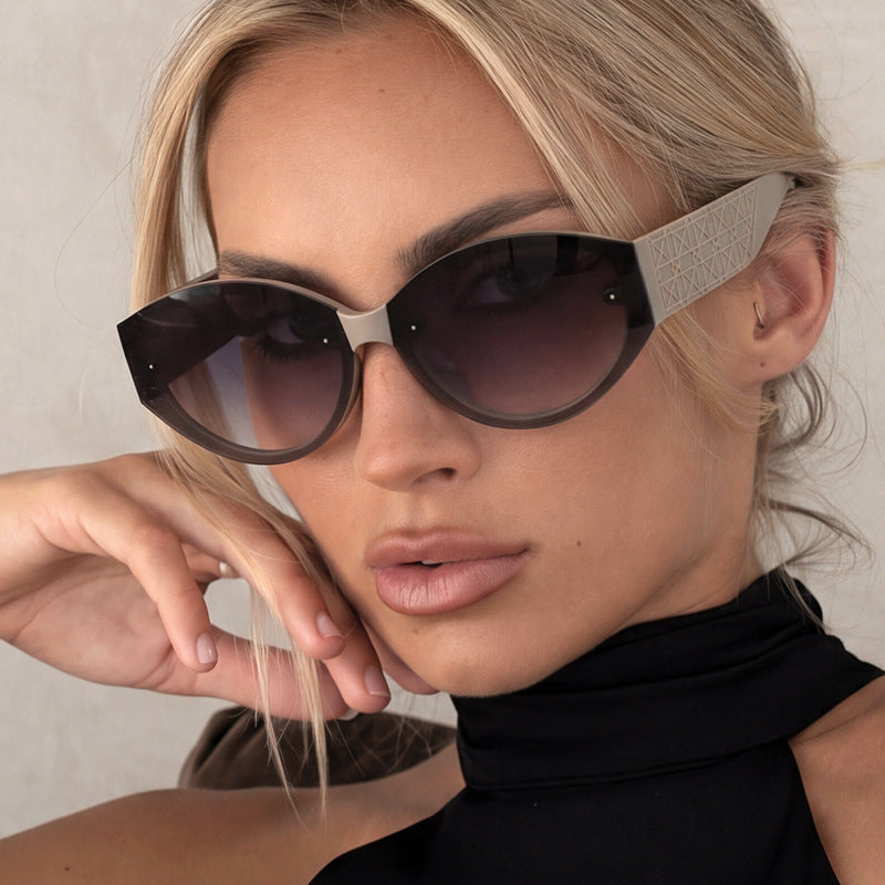 Damen extravagante Cat-Eye Sonnenbrille mit strukturiertem Rahmen Karnz