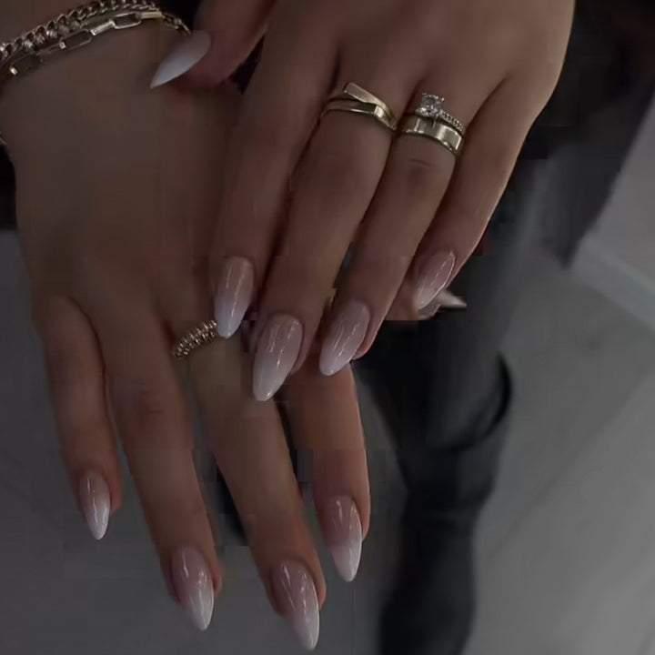 Elegante Ombre Stiletto Press-On Nagel Set Karnz