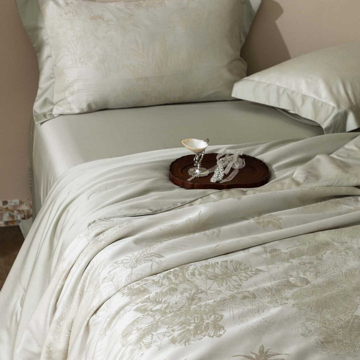 Premium Baumwollsatin-Bettwäsche-Set mit feinem Toile-Motiv und Saumverzierung