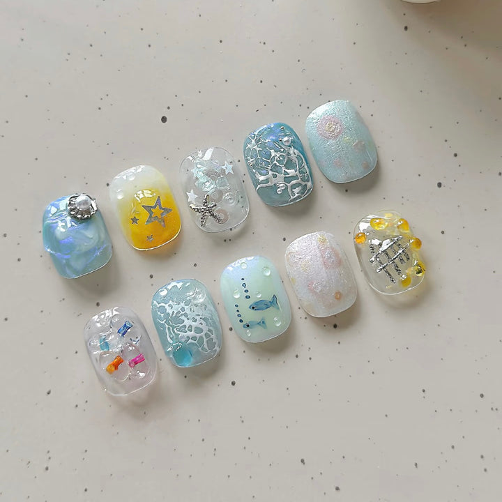 Dekoratives Press-On-Nail-Art-Set mit ozeanischen Themen