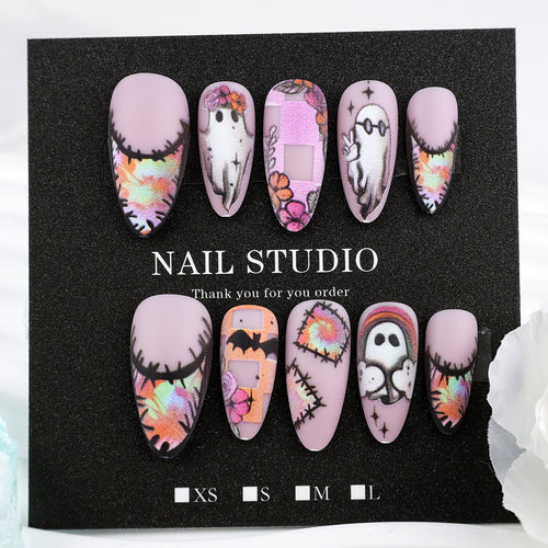 Kunstnagelset mit kreativen Geister- und Halloweenmotiven Karnz