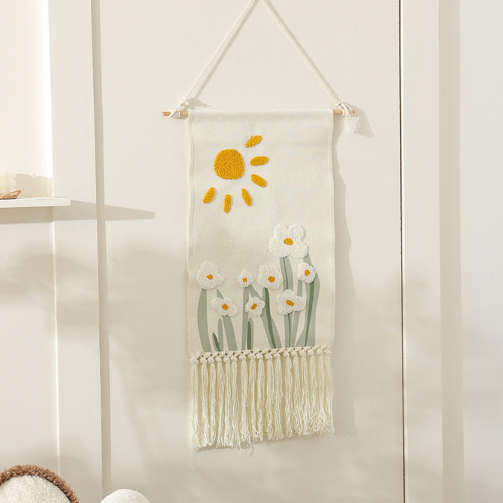 Wandbehang aus gewebter Baumwolle mit Punch-Needle Blumenrelief und Fransen Karnz