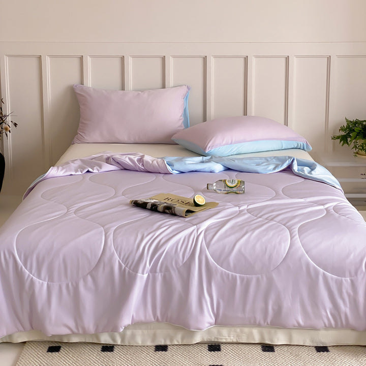 Leichte Steppdecke aus Mikrofaser-Satin, atmungsaktiv und hypoallergen