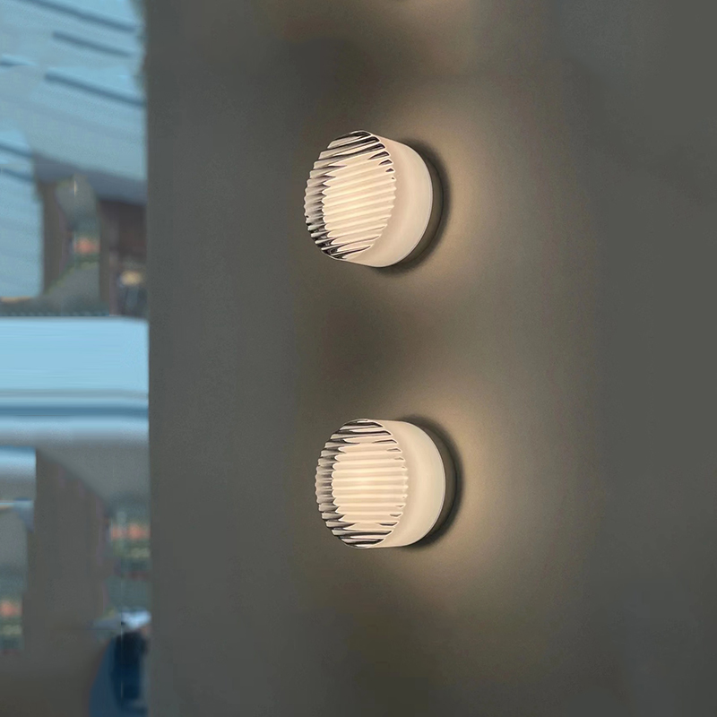 Moderne LED Wandleuchte – Elegantes Design für Wohn- und Schlafzimmer | Karnz