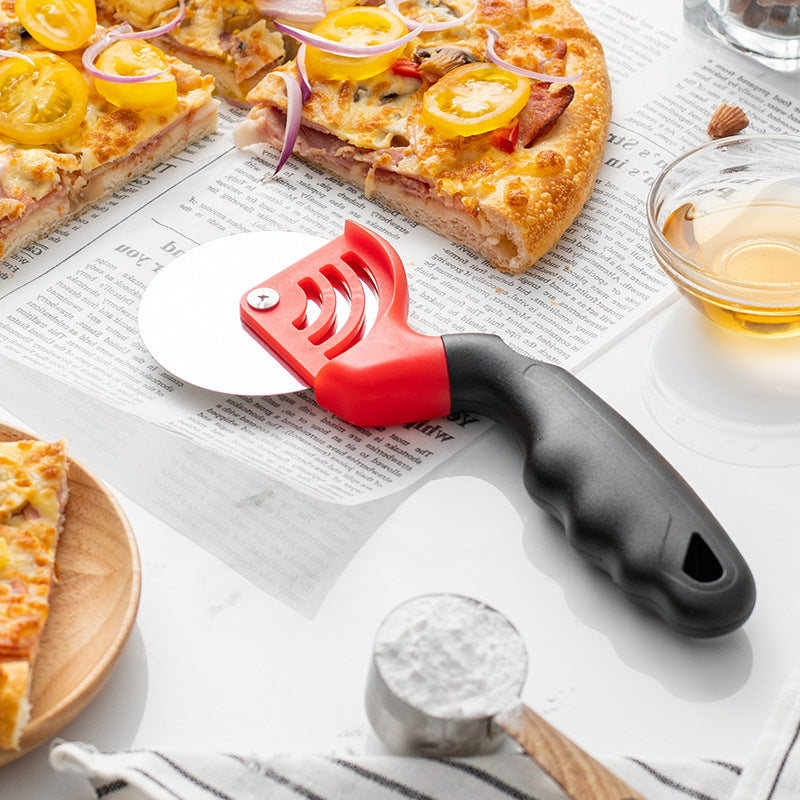 Ergonomischer Pizzaschneider mit Rutschfestem Griff Karnz