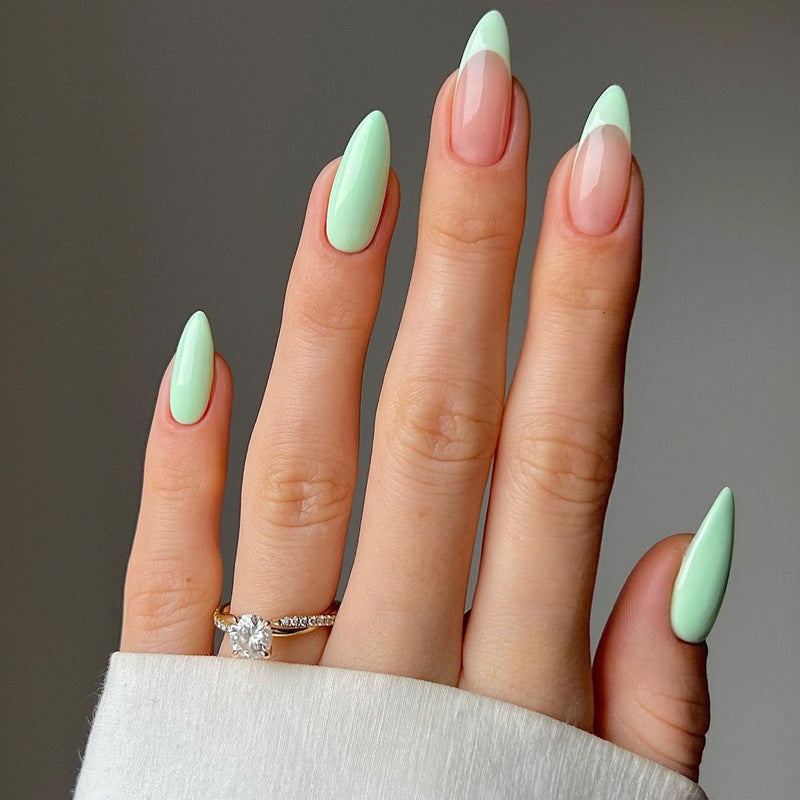 Glamouröse Glitzer-Stiletto Press-On Nägel Karnz